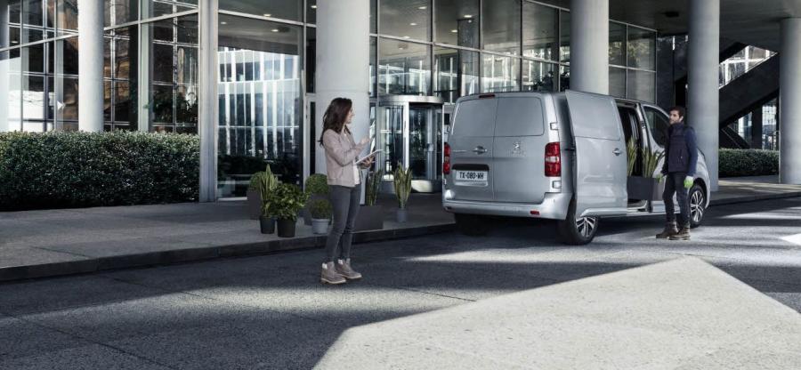  Peugeot Expert 2016 года  (фото 15 из 48)